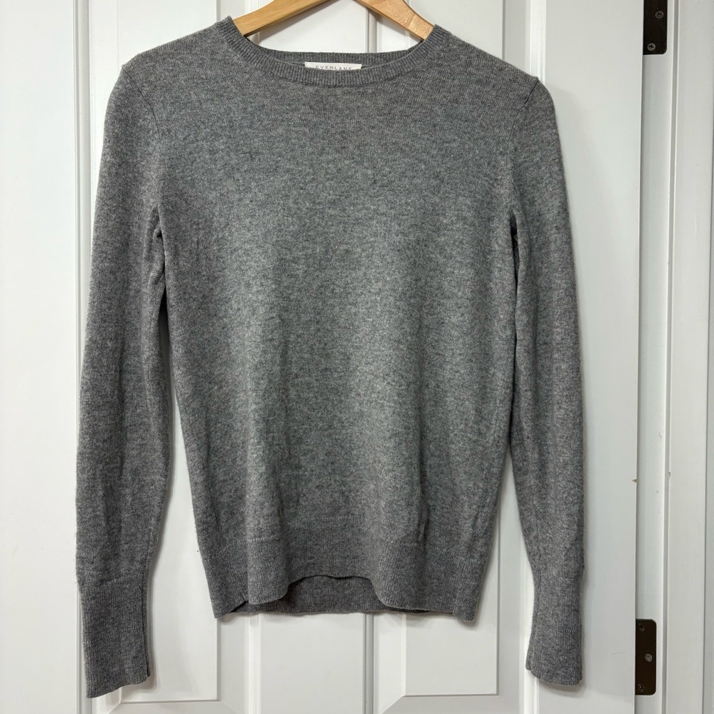 Everlane Women’s Gray 100% Cashmere Crewneck Sweater | small